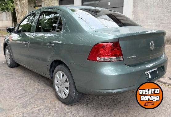Autos - Volkswagen Voyage 2012 Nafta 111111Km - En Venta