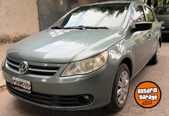 Autos - Volkswagen Voyage 2012 Nafta 111111Km - En Venta