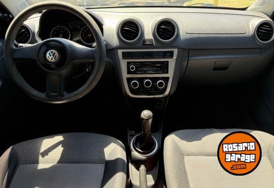 Autos - Volkswagen Voyage 2012 Nafta 111111Km - En Venta