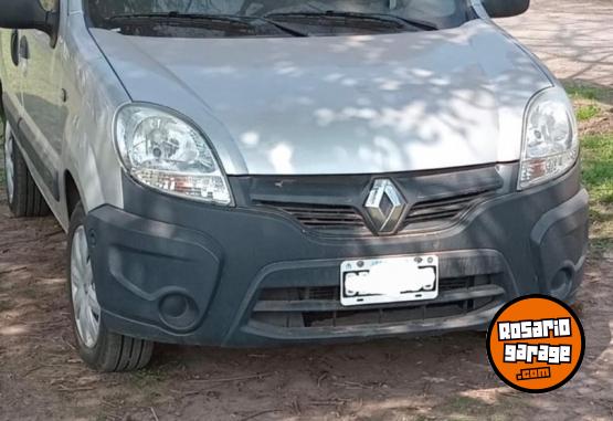 Utilitarios - Renault Kangoo 2014 GNC 160000Km - En Venta