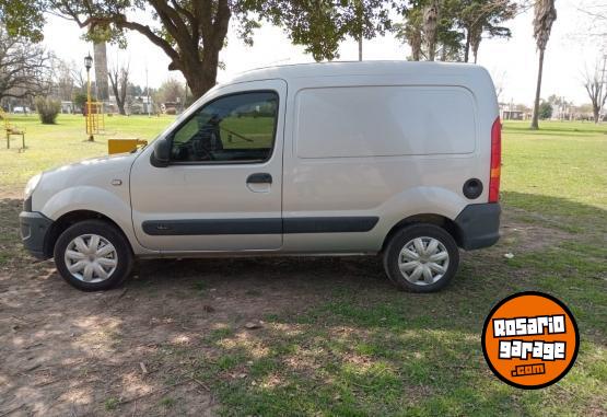 Utilitarios - Renault Kangoo 2014 GNC 160000Km - En Venta