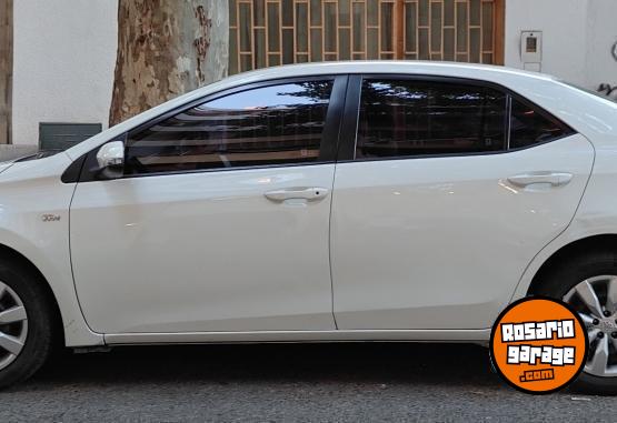 Autos - Toyota Corolla Xli 2015 Nafta 152000Km - En Venta