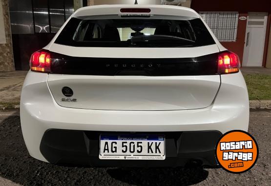 Autos - Peugeot 208 Active Pack 2024 Nafta 17700Km - En Venta