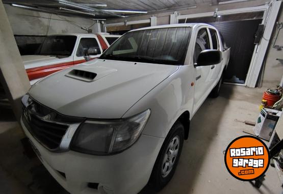 Camionetas - Toyota Hilux 2.5 / DC 4x2 TD DX 2012 Diesel 250000Km - En Venta
