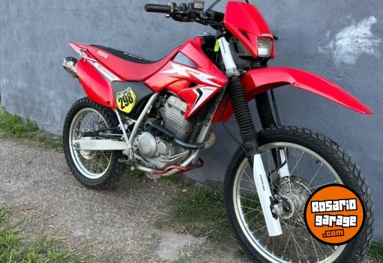 Motos - Honda Tornado 250 2010 Nafta 32000Km - En Venta