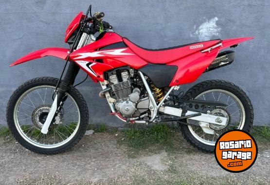 Motos - Honda Tornado 250 2010 Nafta 32000Km - En Venta