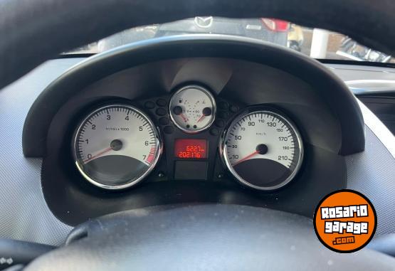 Autos - Peugeot 207 Compact 2013 Nafta 200000Km - En Venta