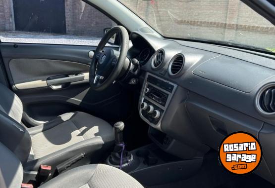 Autos - Volkswagen VOYAGE 2011 Nafta 112000Km - En Venta