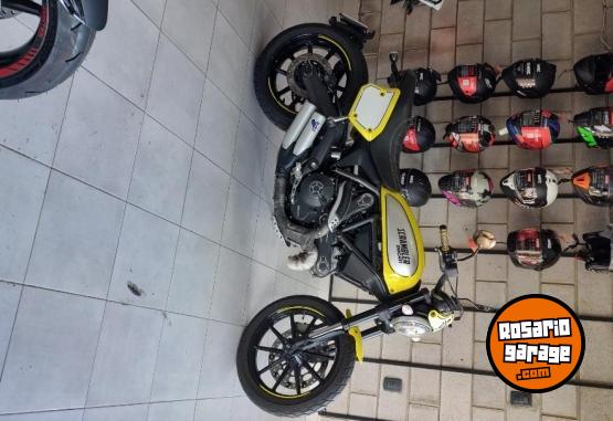 Motos - Ducati Scrambler Flat Track 800 2016 Nafta 16700Km - En Venta