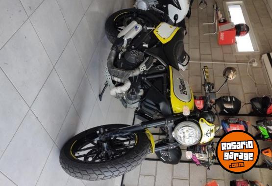 Motos - Ducati Scrambler Flat Track 800 2016 Nafta 16700Km - En Venta