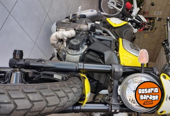 Motos - Ducati Scrambler Flat Track 800 2016 Nafta 16700Km - En Venta