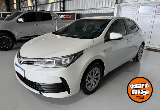 Autos - Toyota Corolla XLI 2017 Nafta 90000Km - En Venta