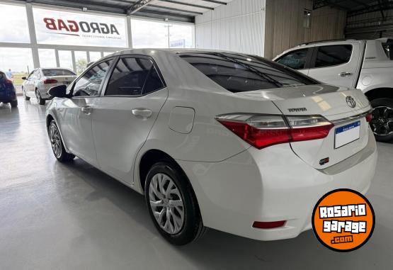 Autos - Toyota Corolla XLI 2017 Nafta 90000Km - En Venta