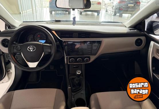 Autos - Toyota Corolla XLI 2017 Nafta 90000Km - En Venta