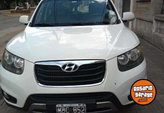 Camionetas - Hyundai Santa Fe 2013 Nafta 198000Km - En Venta