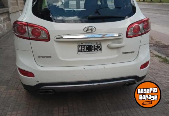 Camionetas - Hyundai Santa Fe 2013 Nafta 198000Km - En Venta