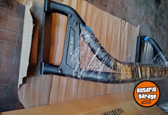 Accesorios para Autos - Barra antivuelco para s10 - En Venta