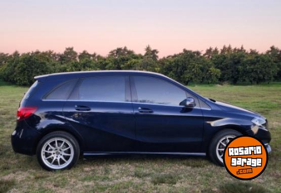 Autos - Mercedes Benz B200 2018 Nafta 135000Km - En Venta