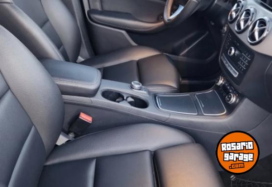 Autos - Mercedes Benz B200 2018 Nafta 135000Km - En Venta