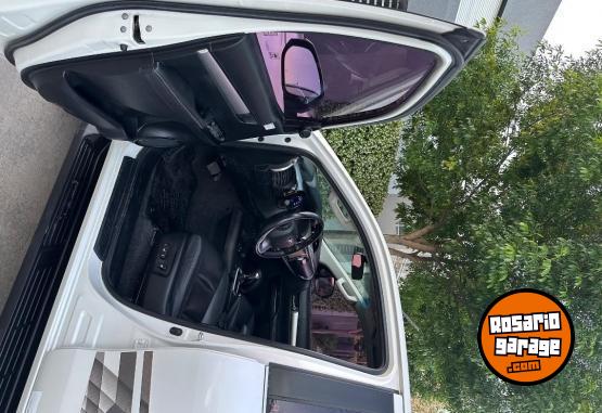 Camionetas - Toyota HILUX srx 2017 Diesel 140000Km - En Venta