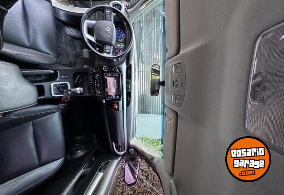Camionetas - Toyota HILUX srx 2017 Diesel 140000Km - En Venta