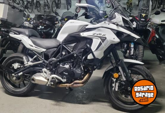Motos - Benelli TRK 501 2023 Nafta 14000Km - En Venta