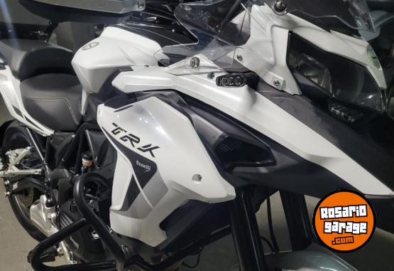 Motos - Benelli TRK 501 2023 Nafta 14000Km - En Venta