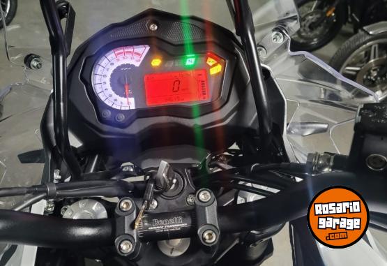 Motos - Benelli TRK 501 2023 Nafta 14000Km - En Venta