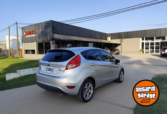 Autos - Ford Fiesta KD Titanium 5P 2012 Nafta 111500Km - En Venta