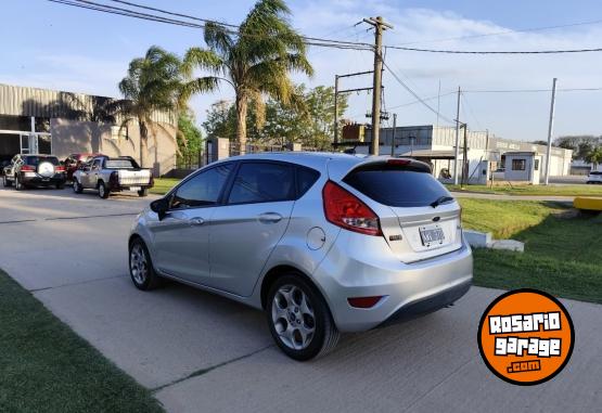 Autos - Ford Fiesta KD Titanium 5P 2012 Nafta 111500Km - En Venta