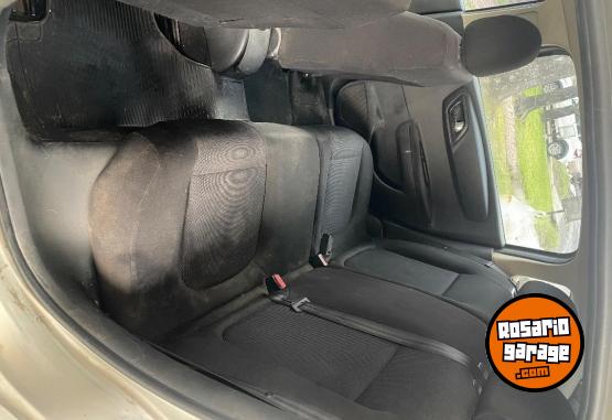 Autos - Citroen C4 2011 GNC 255000Km - En Venta