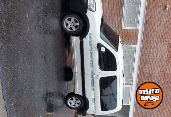 Utilitarios - Peugeot Patagonia 2017 Diesel 91000Km - En Venta