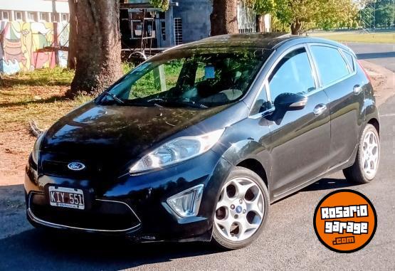 Autos - Ford Fiesta kinetic titanium 2011 Nafta 185000Km - En Venta