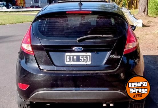 Autos - Ford Fiesta kinetic titanium 2011 Nafta 185000Km - En Venta