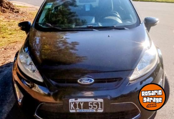 Autos - Ford Fiesta kinetic titanium 2011 Nafta 185000Km - En Venta