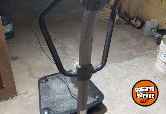Deportes - Vendo plataforma vibratoria $180.000 (muy buen funcionamiento) - En Venta