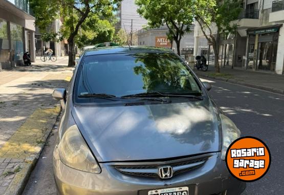 Autos - Honda FIT LX 1.4 NAFTA 2006 Nafta 200000Km - En Venta
