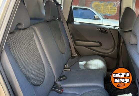 Autos - Honda FIT LX 1.4 NAFTA 2006 Nafta 200000Km - En Venta