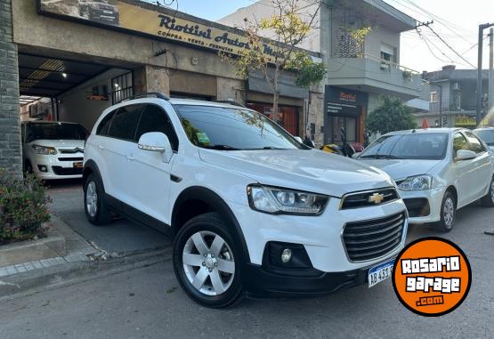 Autos - Chevrolet CAPTIVA LS 2.4 7AS 2017 Nafta 100000Km - En Venta