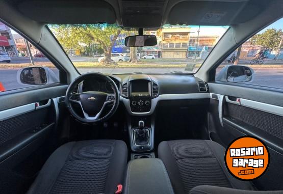 Autos - Chevrolet CAPTIVA LS 2.4 7AS 2017 Nafta 100000Km - En Venta