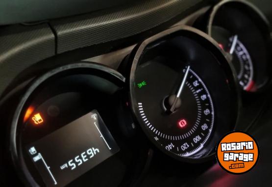 Camionetas - Renault OROCH DYNAMIQUE 1.6L 4X2 2020 Nafta 40000Km - En Venta