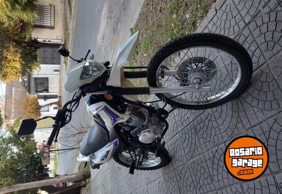 Motos - Motomel Skua 150 2021 Nafta 13000Km - En Venta