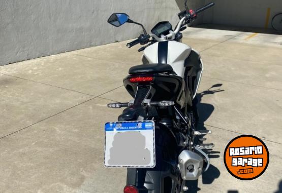 Motos - Benelli 180s 2021 Nafta 14500Km - En Venta