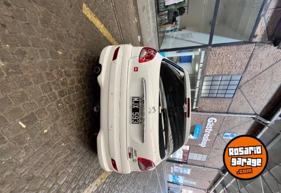 Autos - Peugeot 207 206 Fox gol focus 2013 Nafta 95000Km - En Venta