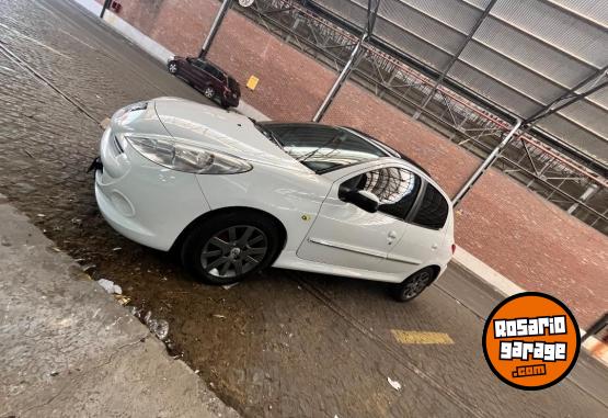 Autos - Peugeot 207 206 Fox gol focus 2013 Nafta 95000Km - En Venta