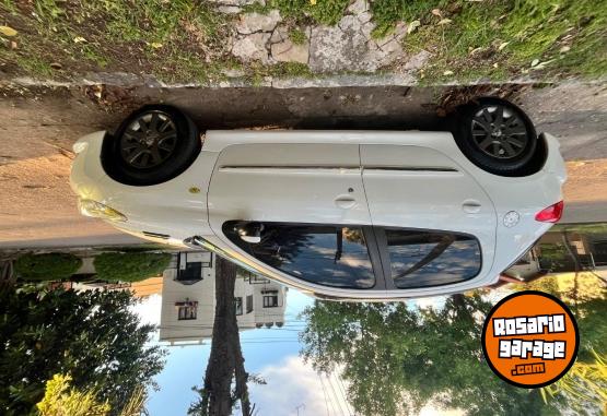 Autos - Peugeot 207 206 Fox gol focus 2013 Nafta 95000Km - En Venta