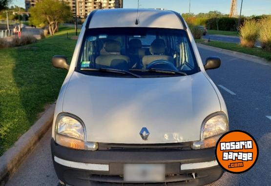 Utilitarios - Renault Kangoo 2008 GNC 240000Km - En Venta