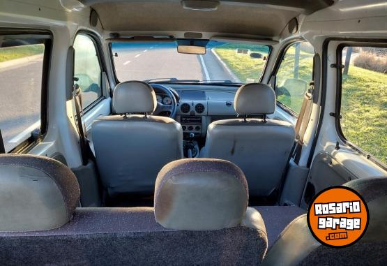 Utilitarios - Renault Kangoo 2008 GNC 240000Km - En Venta
