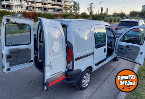 Utilitarios - Renault Kangoo 2008 GNC 240000Km - En Venta