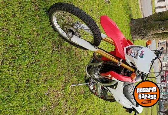 Motos - Honda Crf l 2014 Nafta 18500Km - En Venta